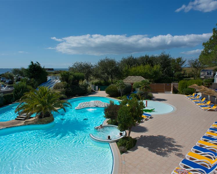 swimmingpool camping south brittany penestin - RESIDENCE LES ILES