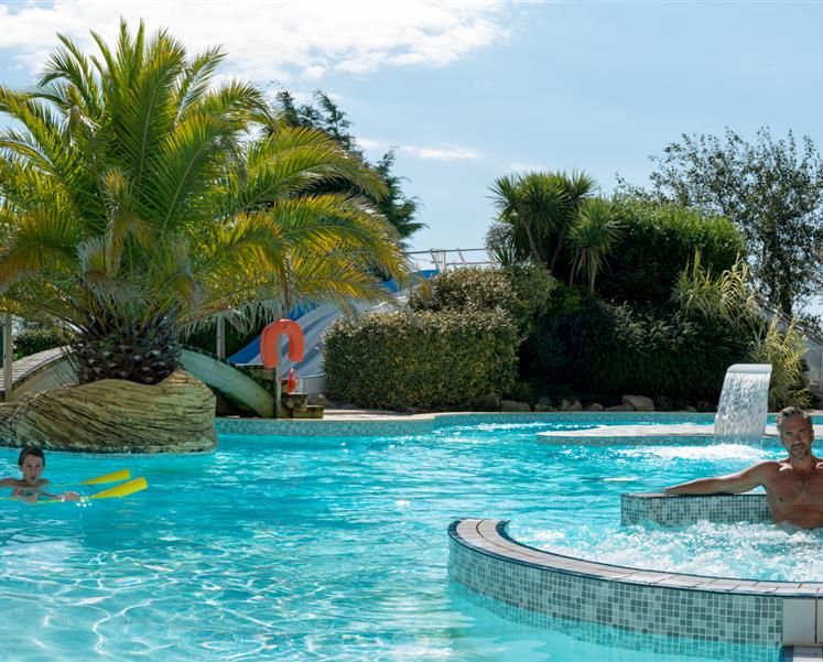 swimmingpool camping south brittany penestin - RESIDENCE LES ILES